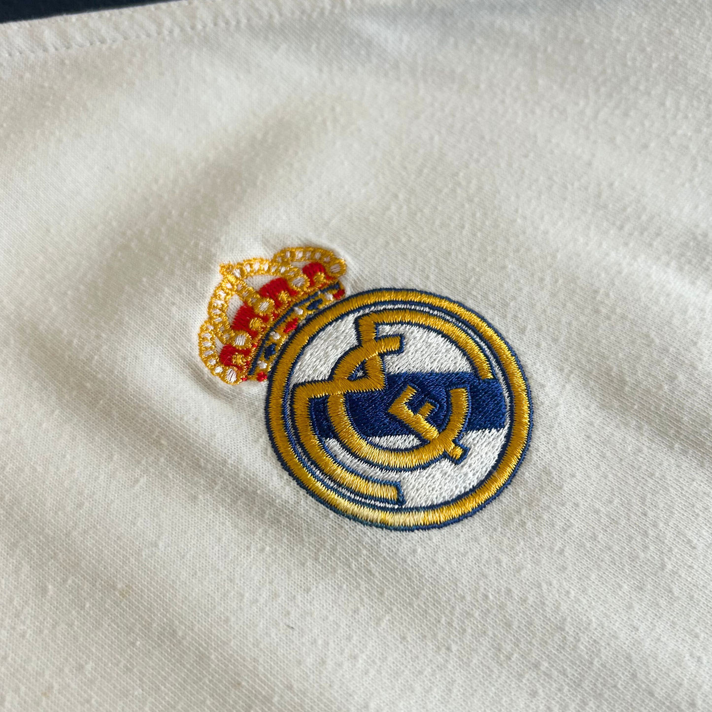 2003-04 Real Madrid Training Tee - XL