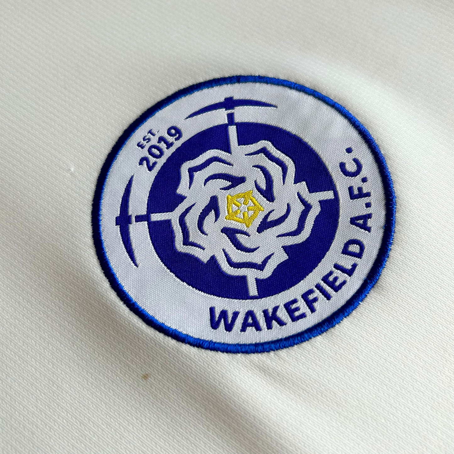 2021-22 Wakefield AFC Home Shirt - L