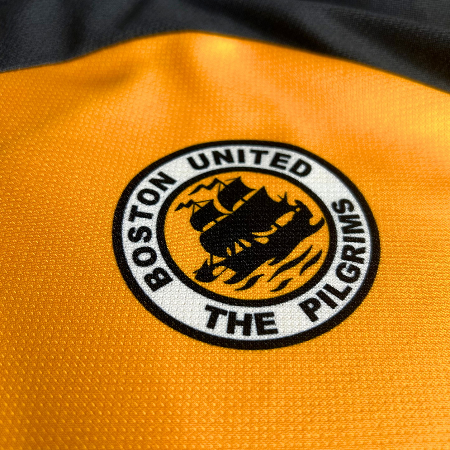 2012-13 Boston United Home Shirt - M
