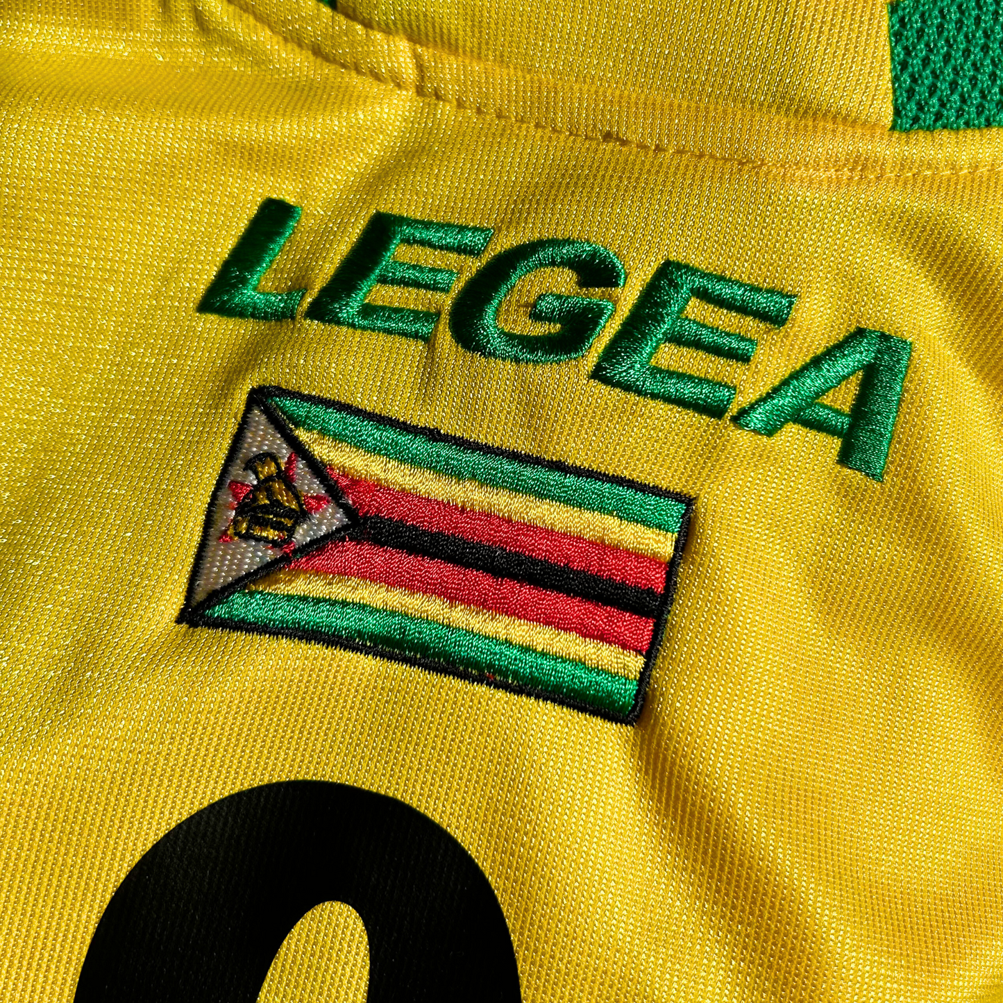 2006 Zimbabwe Home Shirt “Benjani 9” - XL
