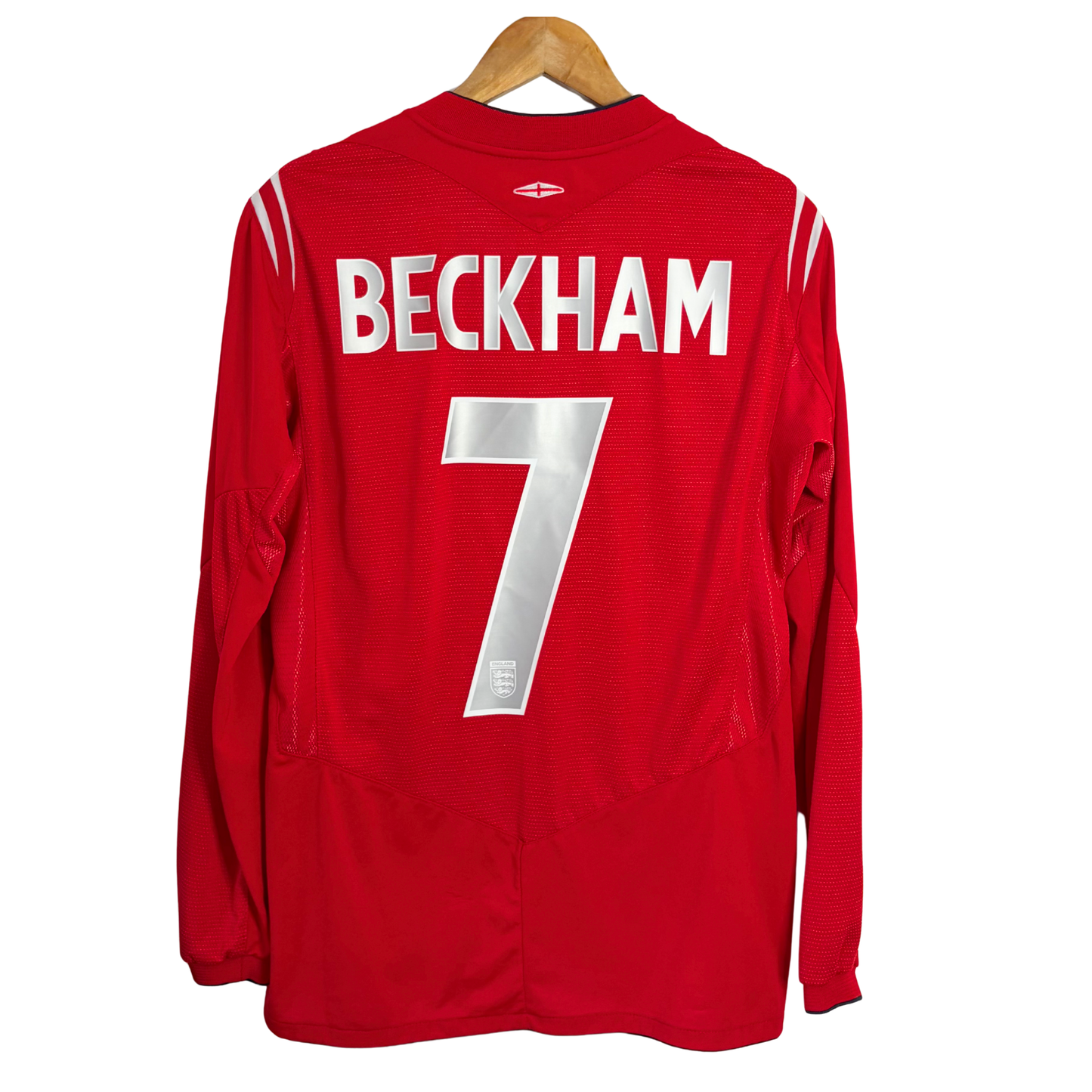2004 England Away Shirt “Beckham 7” - M
