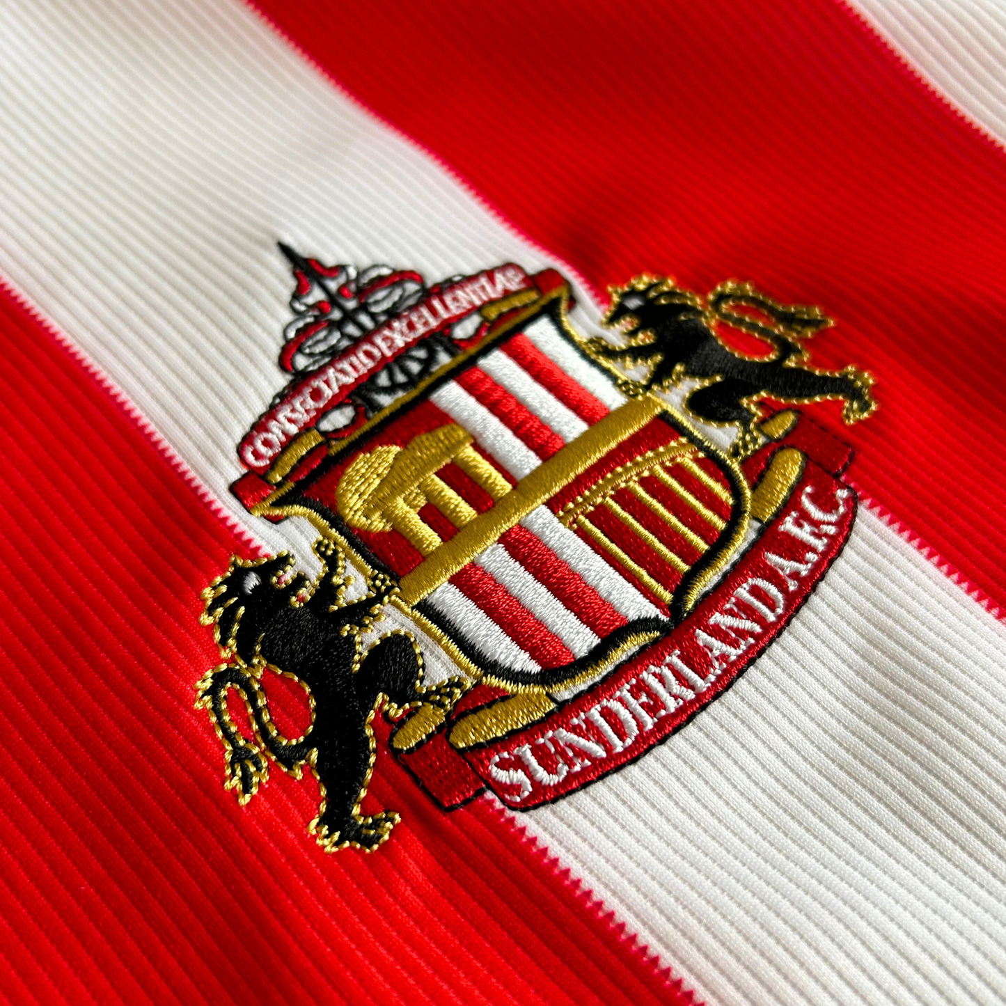 2004-05 Sunderland Home Shirt - M
