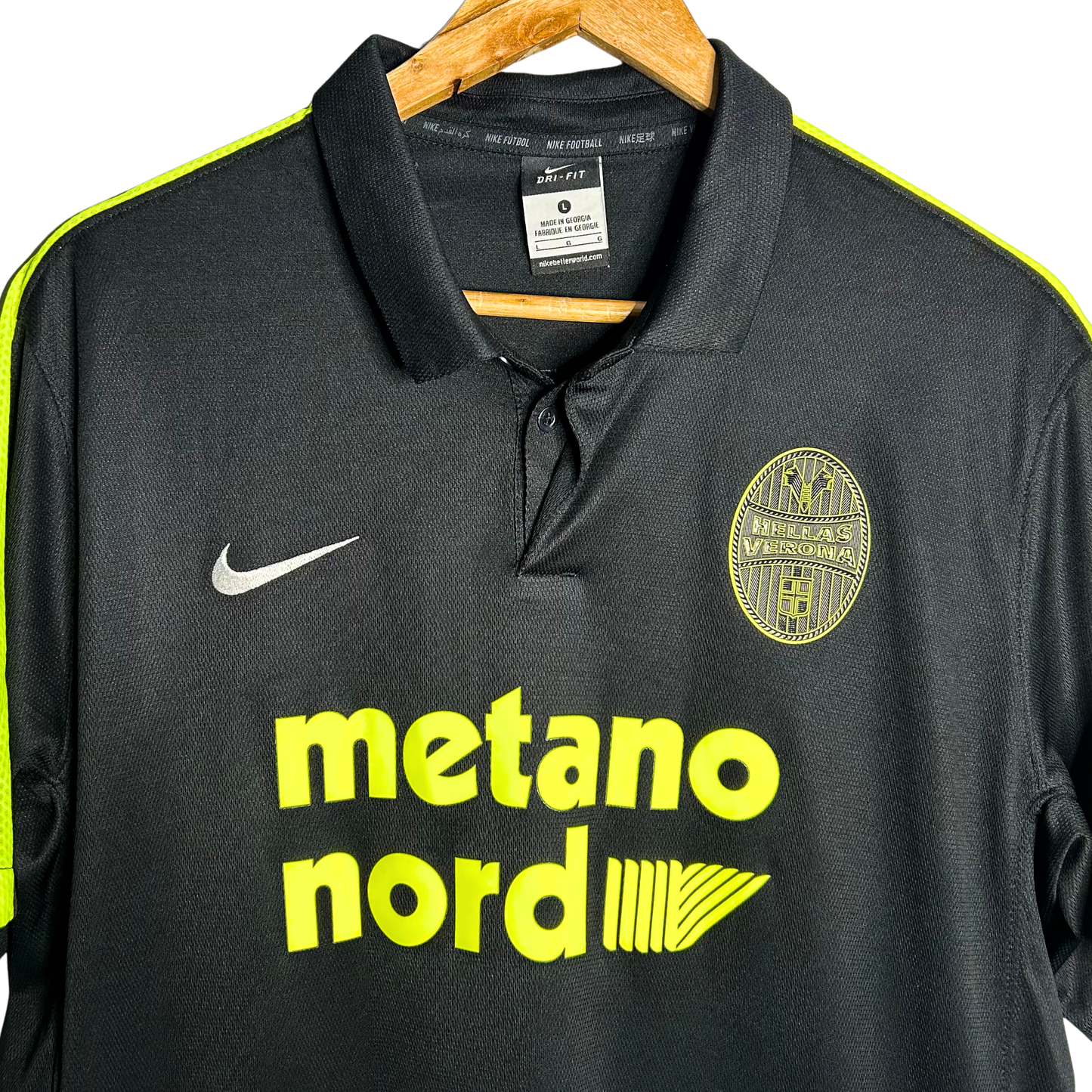 2015-16 Hellas Verona Away Shirt - L