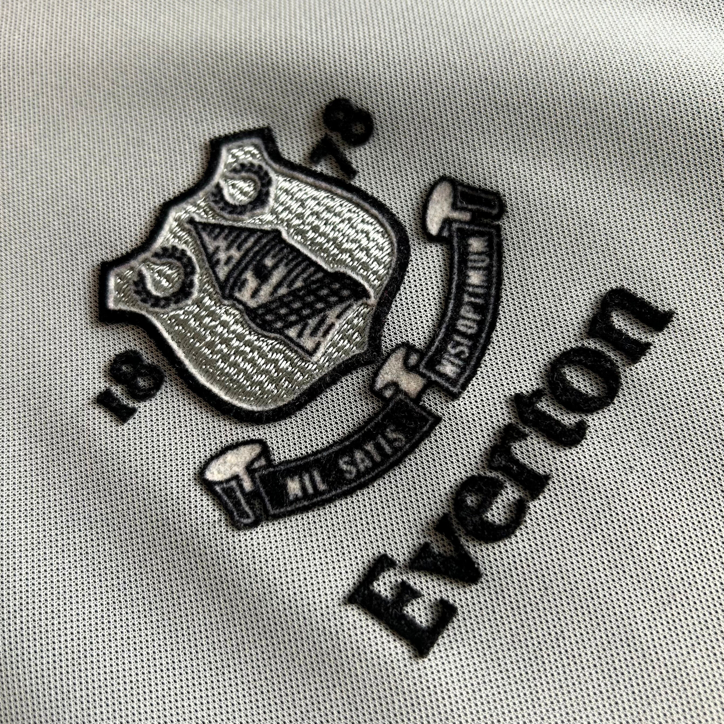 2001-02 Everton Away Shirt - XL