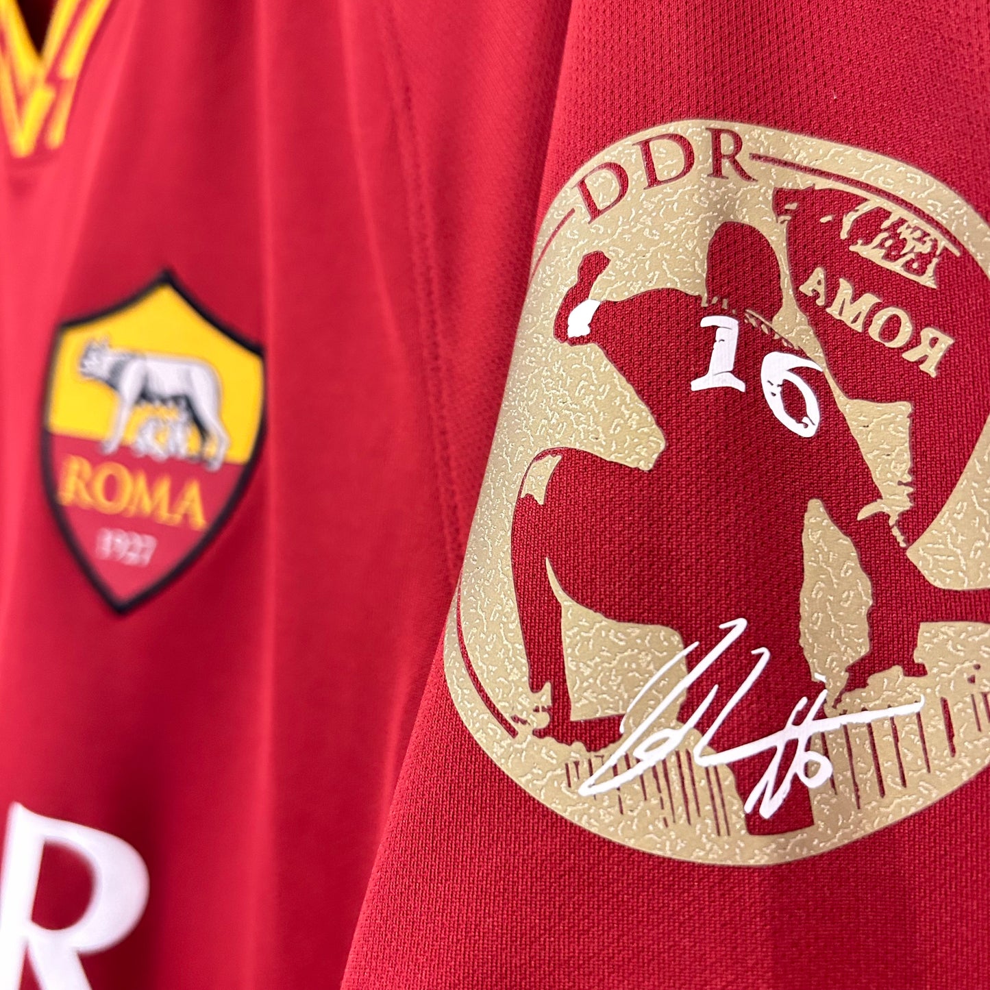 2019-20 Roma Home Shirt - De Rossi 16 (Final Game Sleeve Patch) - Large