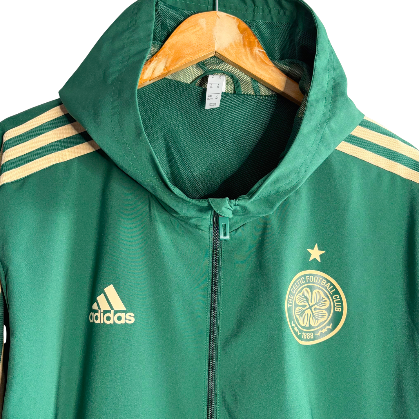 2021-22 Celtic Hooded Jacket - XL