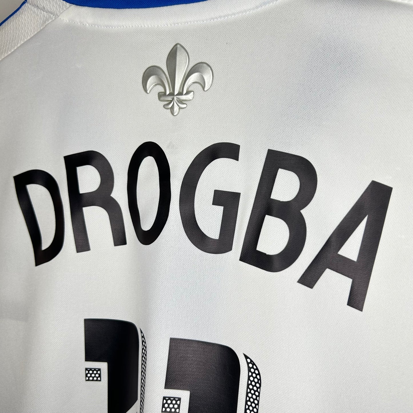 2015-16 Montreal Impact Player-Spec Away Shirt BNWT - Medium - Drogba 11