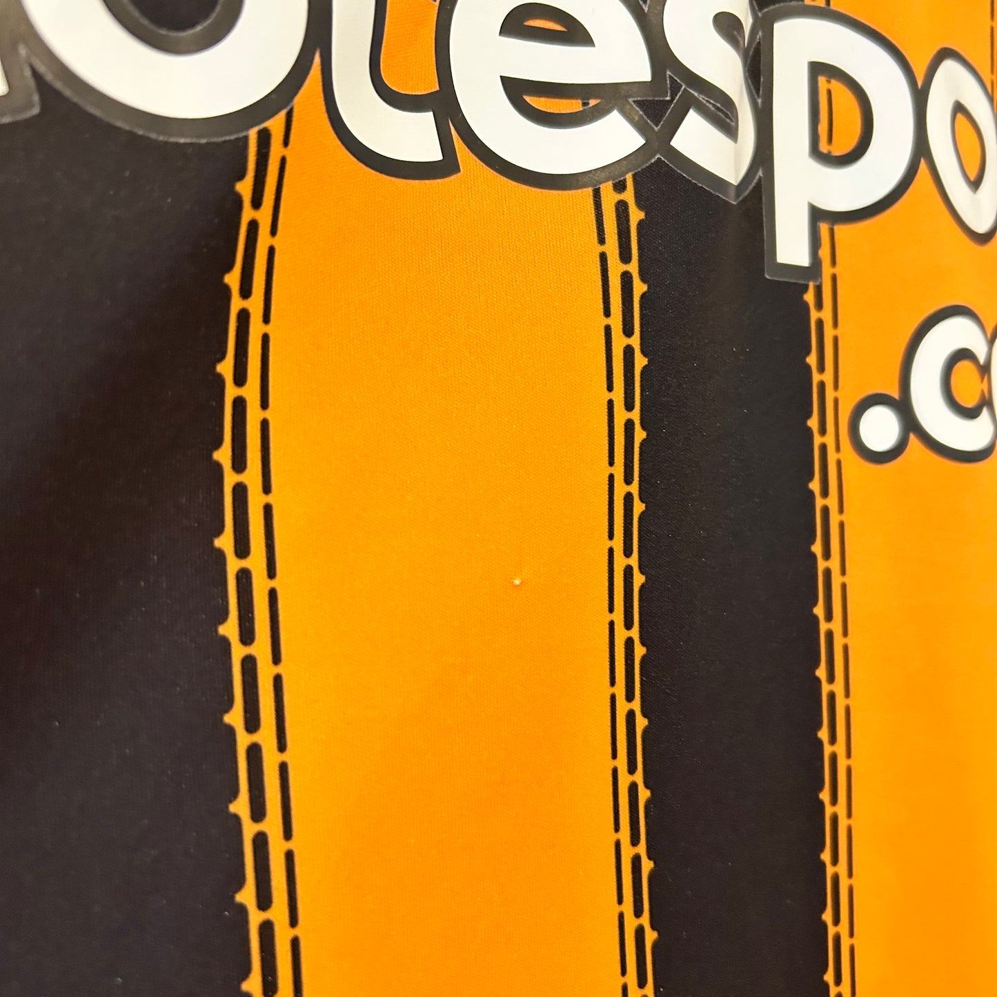 2010-11 Hull City Home Shirt - Medium