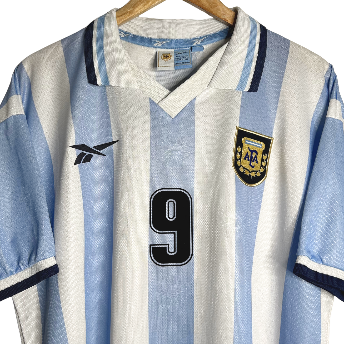 1999 Argentina Home Shirt “Batistuta 9” - L