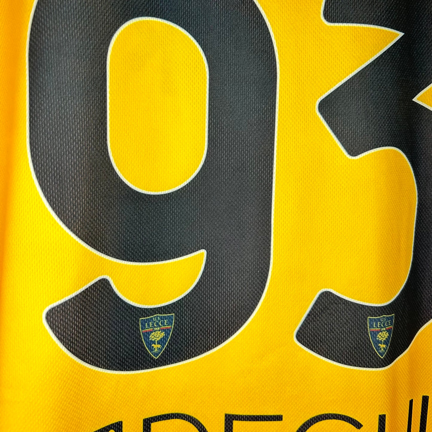 2022-23 Lecce Home Shirt - Large - Umtiti 93