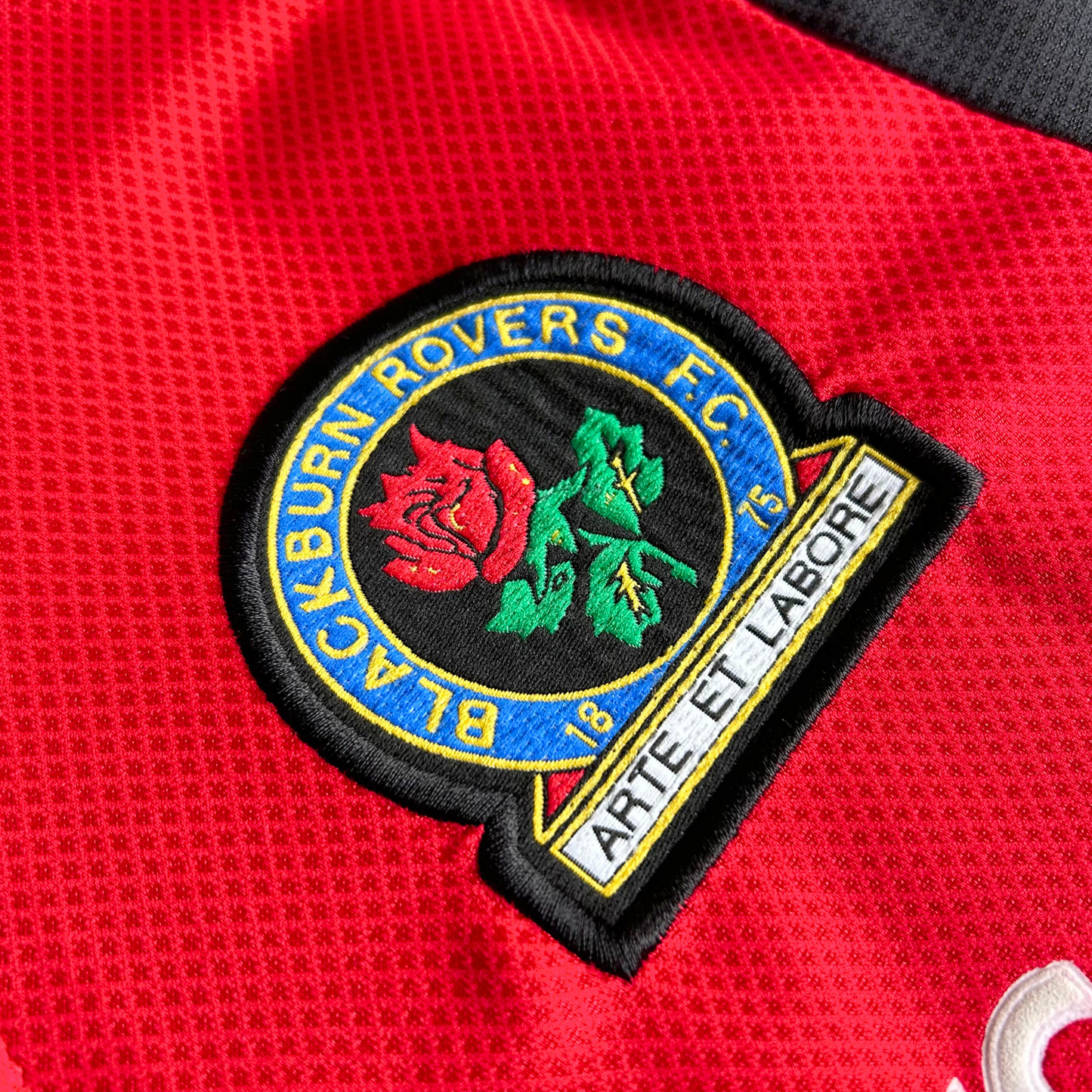 1995-96 Blackburn Rovers Away Shirt “Shearer 9” - M