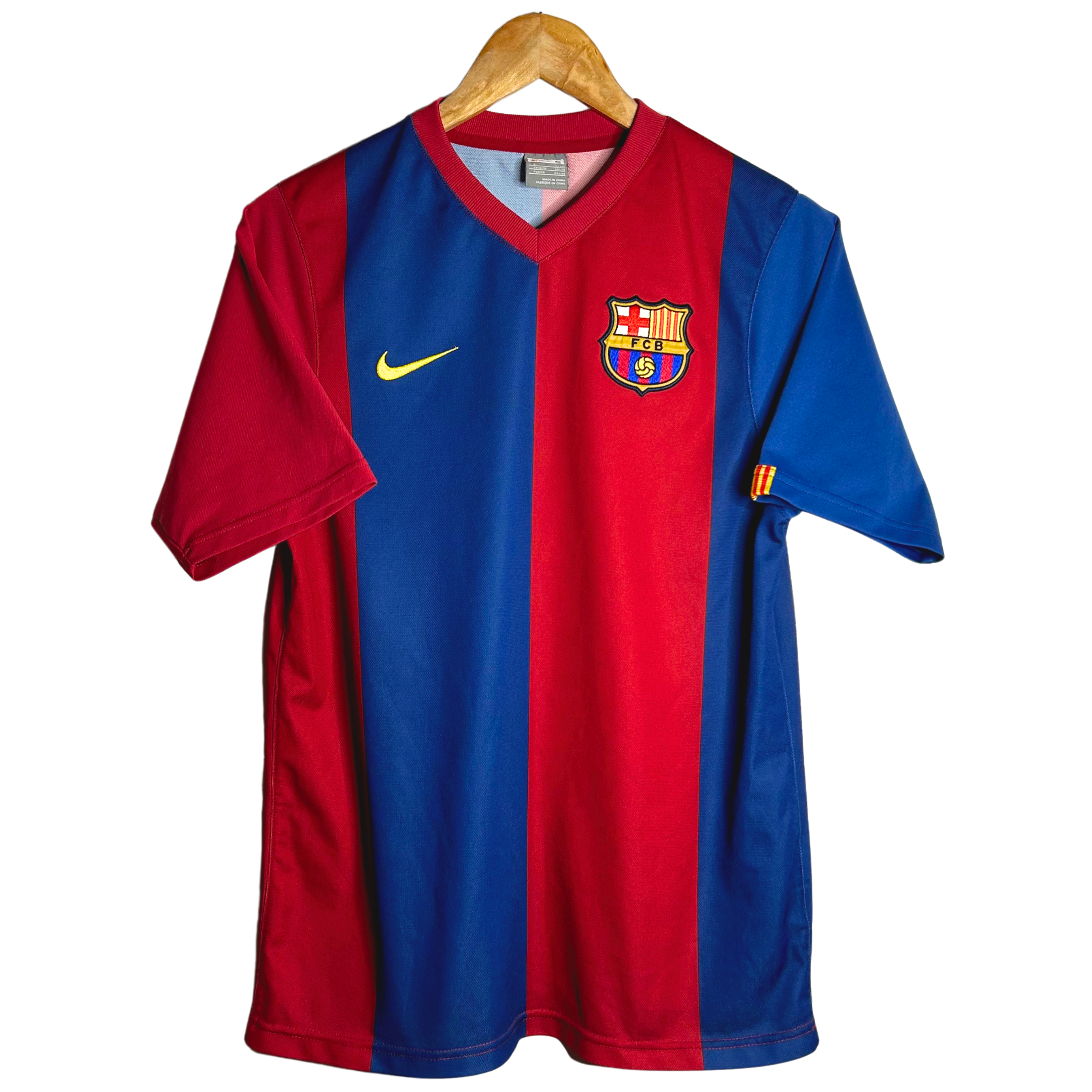 2006-07 Barcelona Home Shirt “Ronaldinho 10” - S