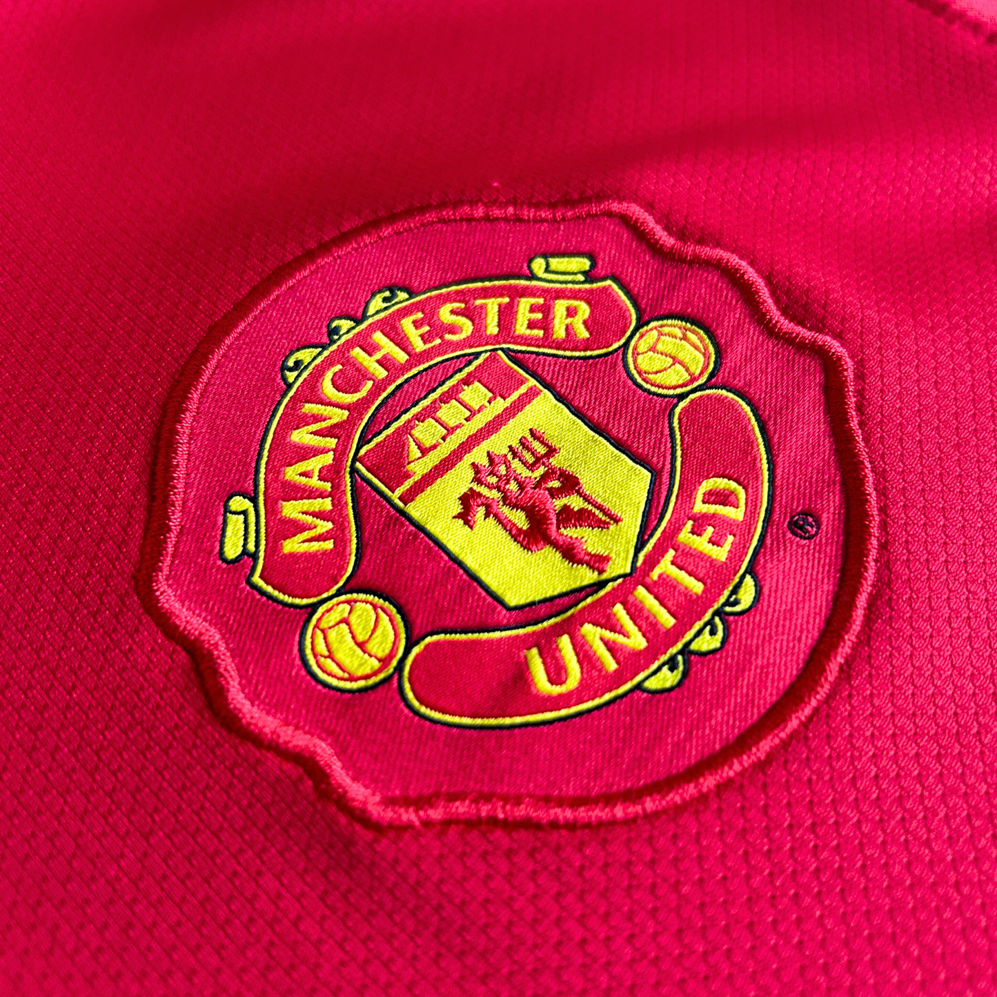 2010-11 Manchester United Home Shirt - L