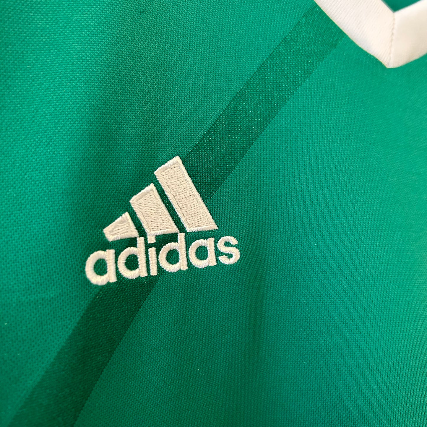 2015-16 Real Betis Training Shirt - Small