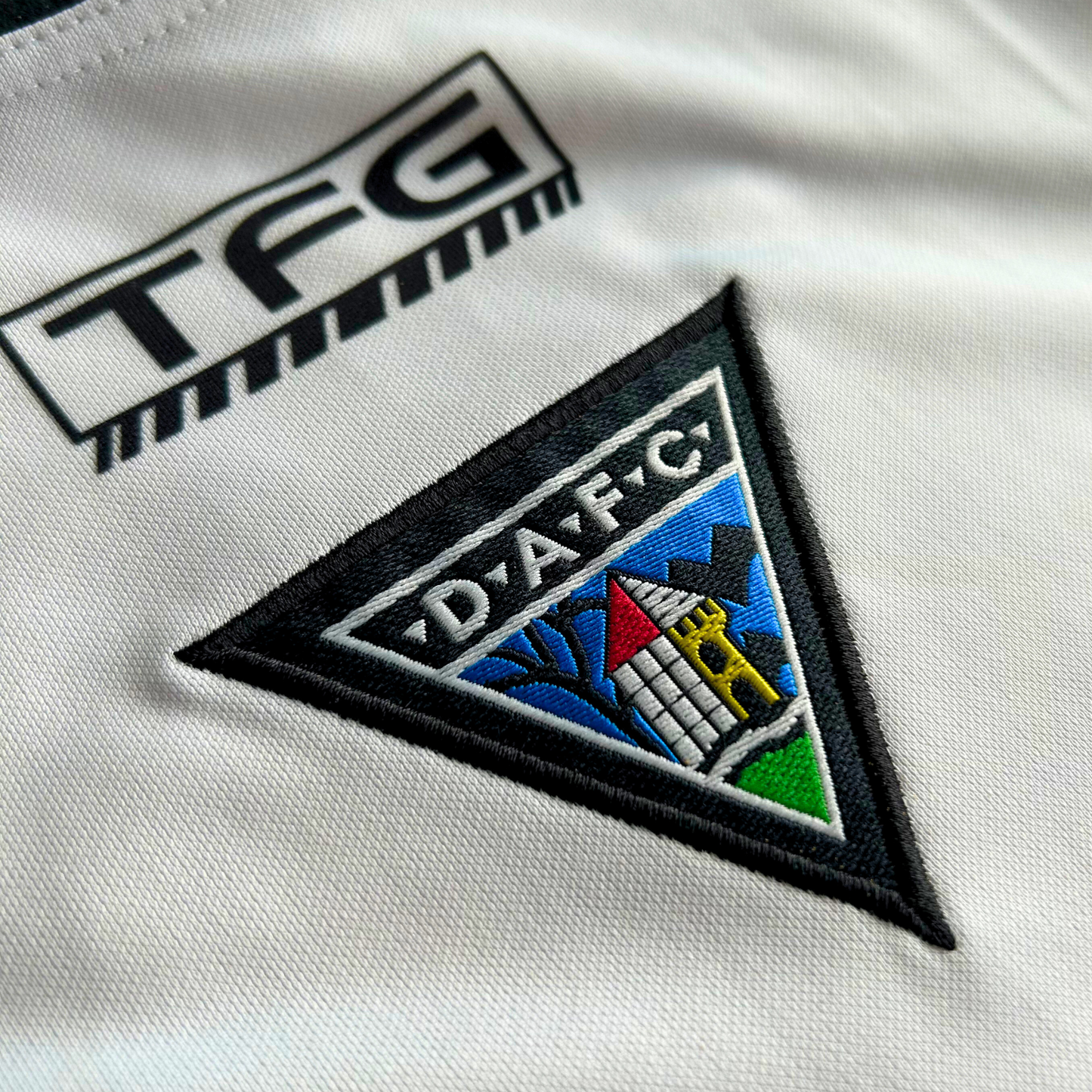 2004-05 Dunfermline Athletic Home Shirt - XL