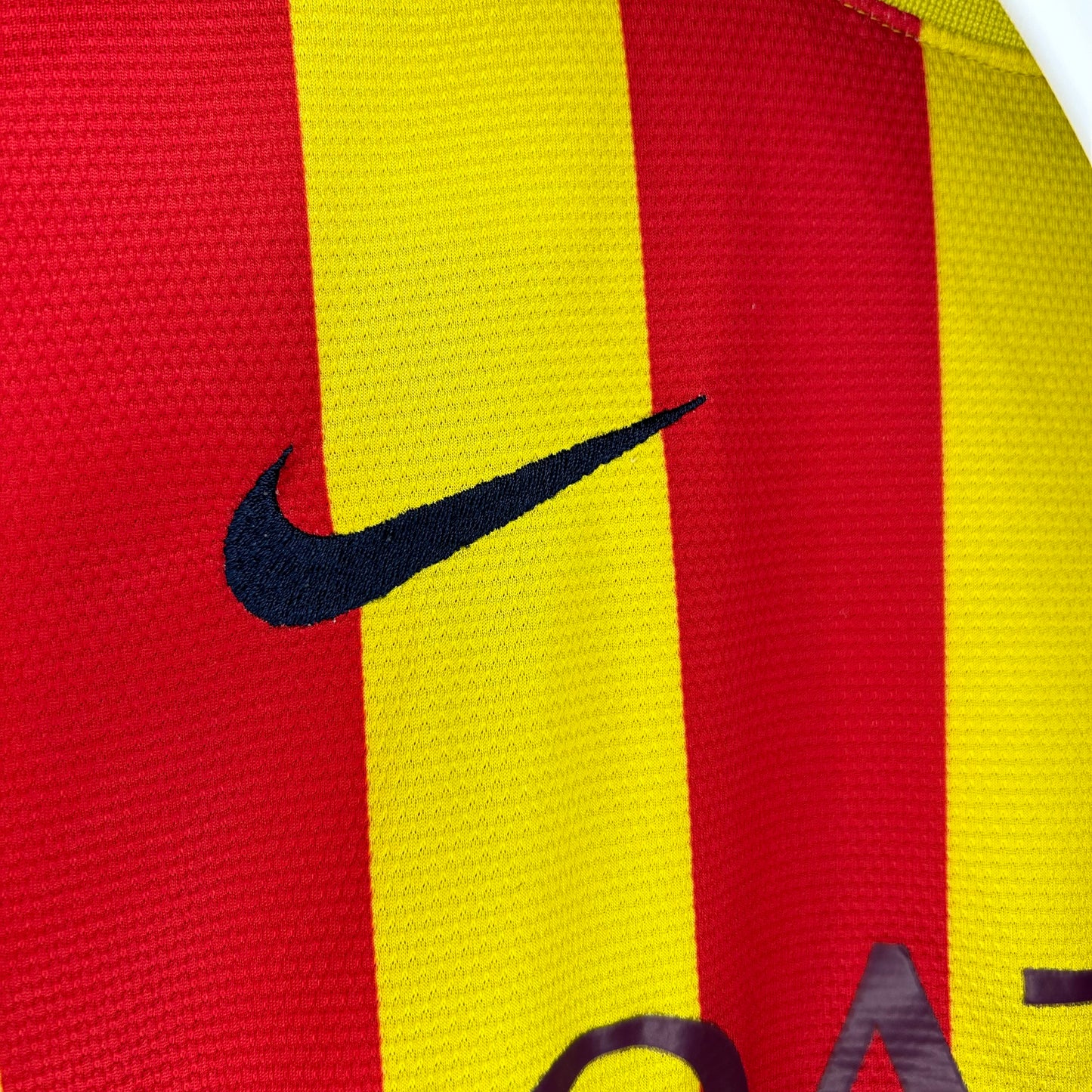 2013-14 Barcelona Away Shirt - Medium