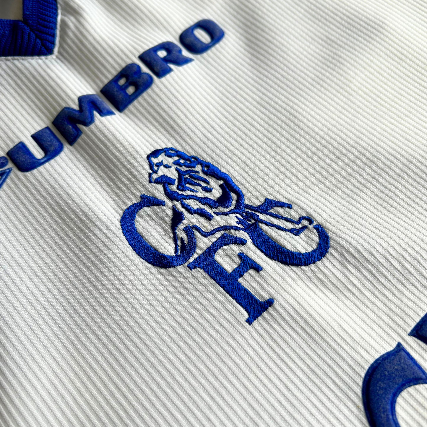 1998-00 Chelsea Away Shirt “Zola 25” - XL