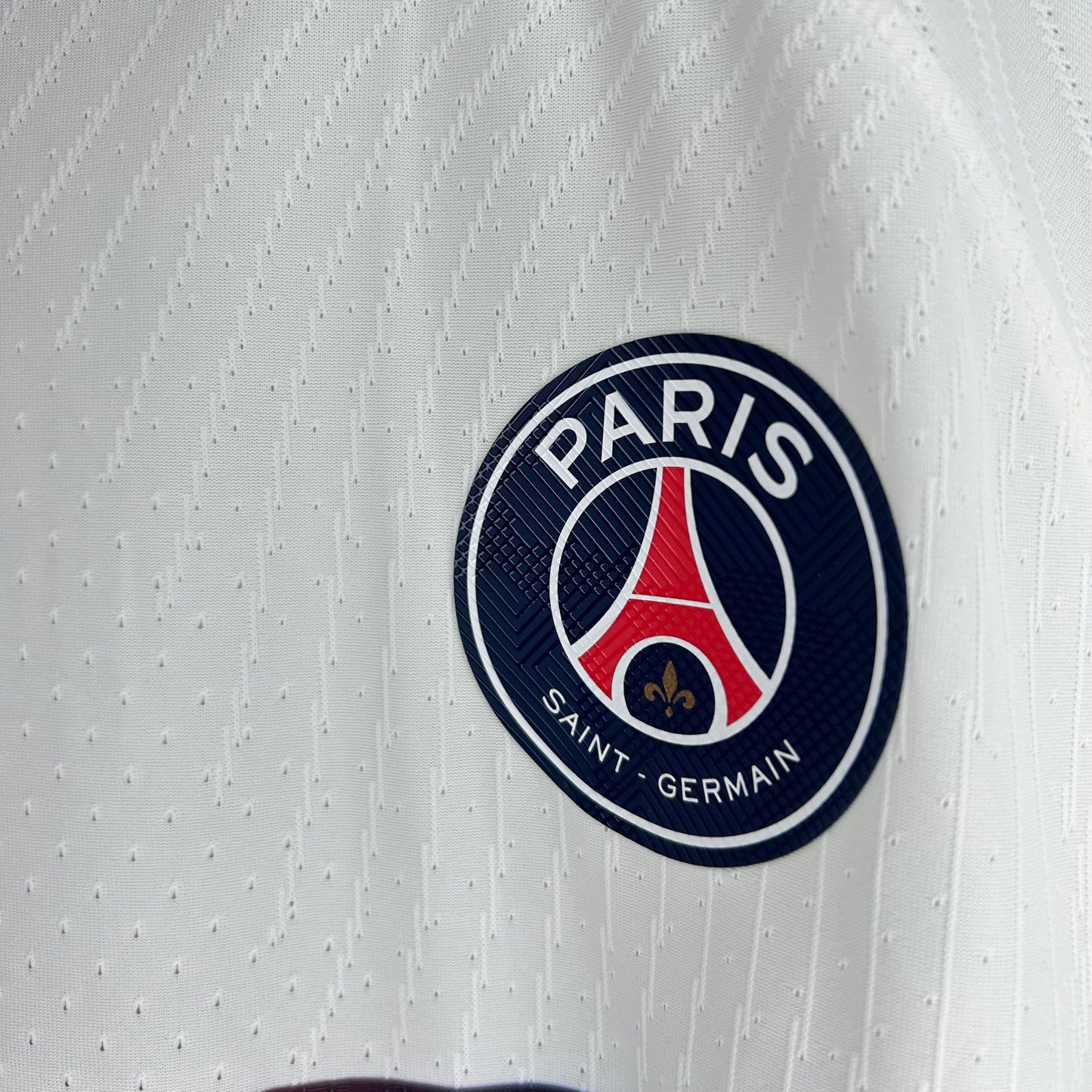 2023-24 PSG Player-Spec Away Shirt BNWT - Large - Mbappe 7