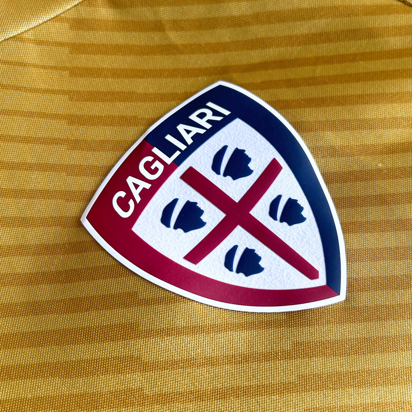 2018-19 Cagliari GK Shirt - M