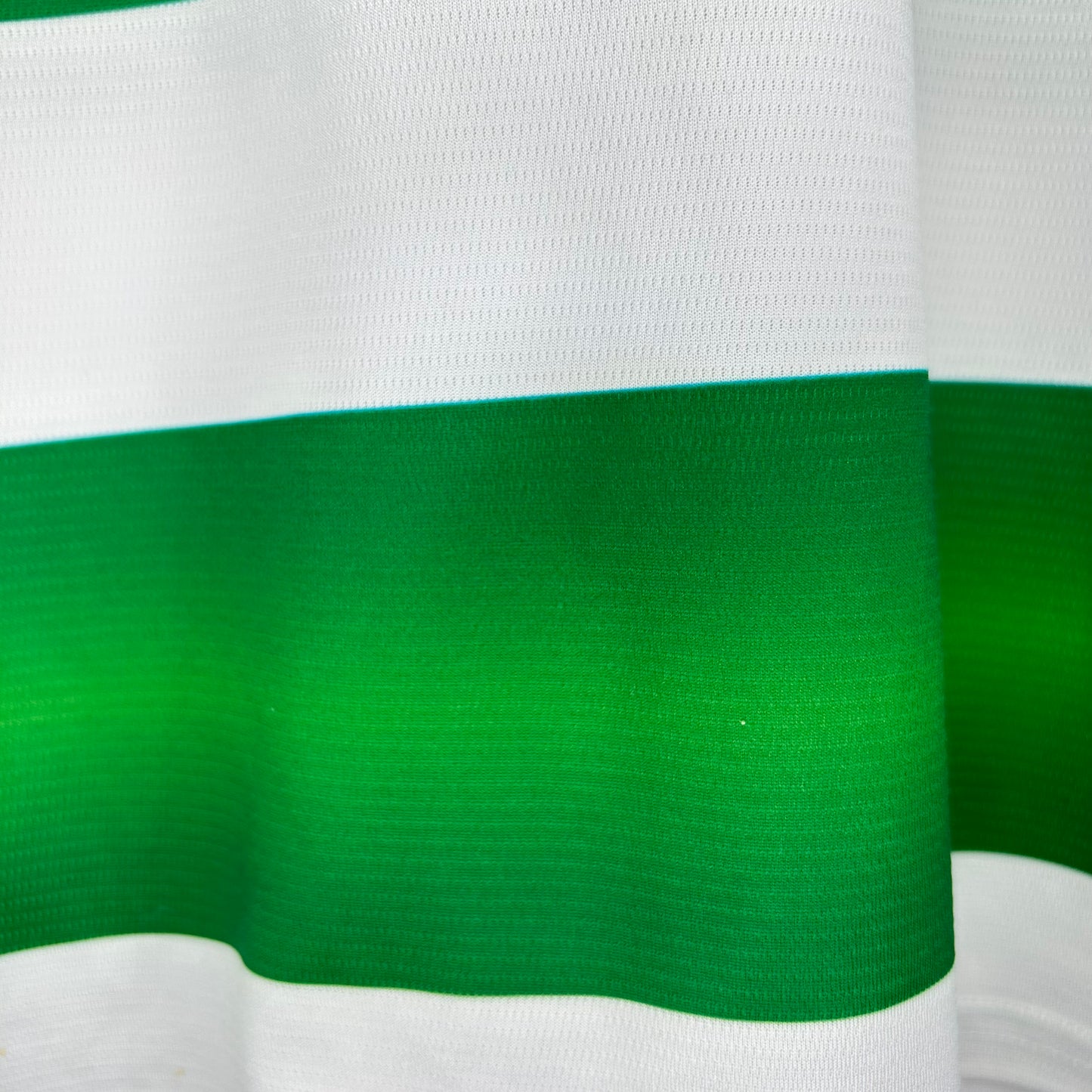 2016-17 Celtic Home Shirt - Medium