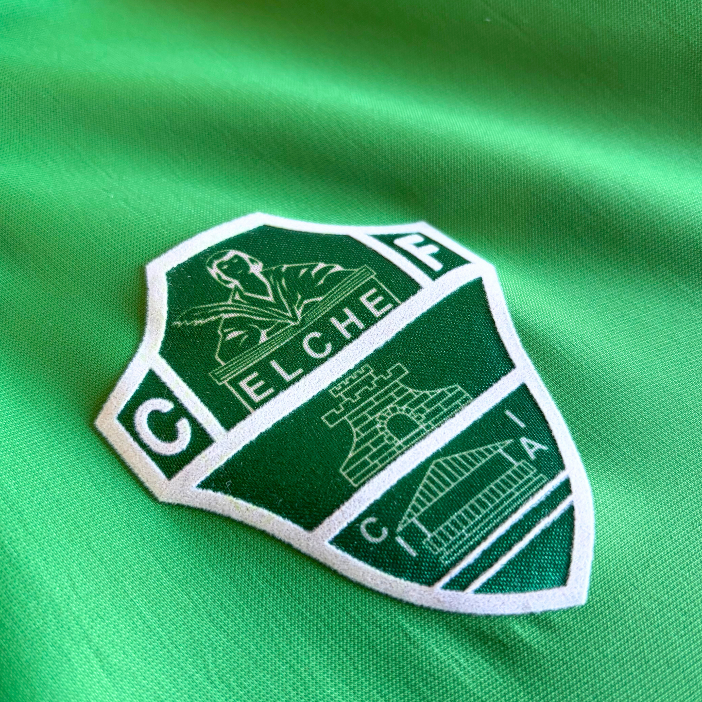 2015-16 Elche Track Jacket - L
