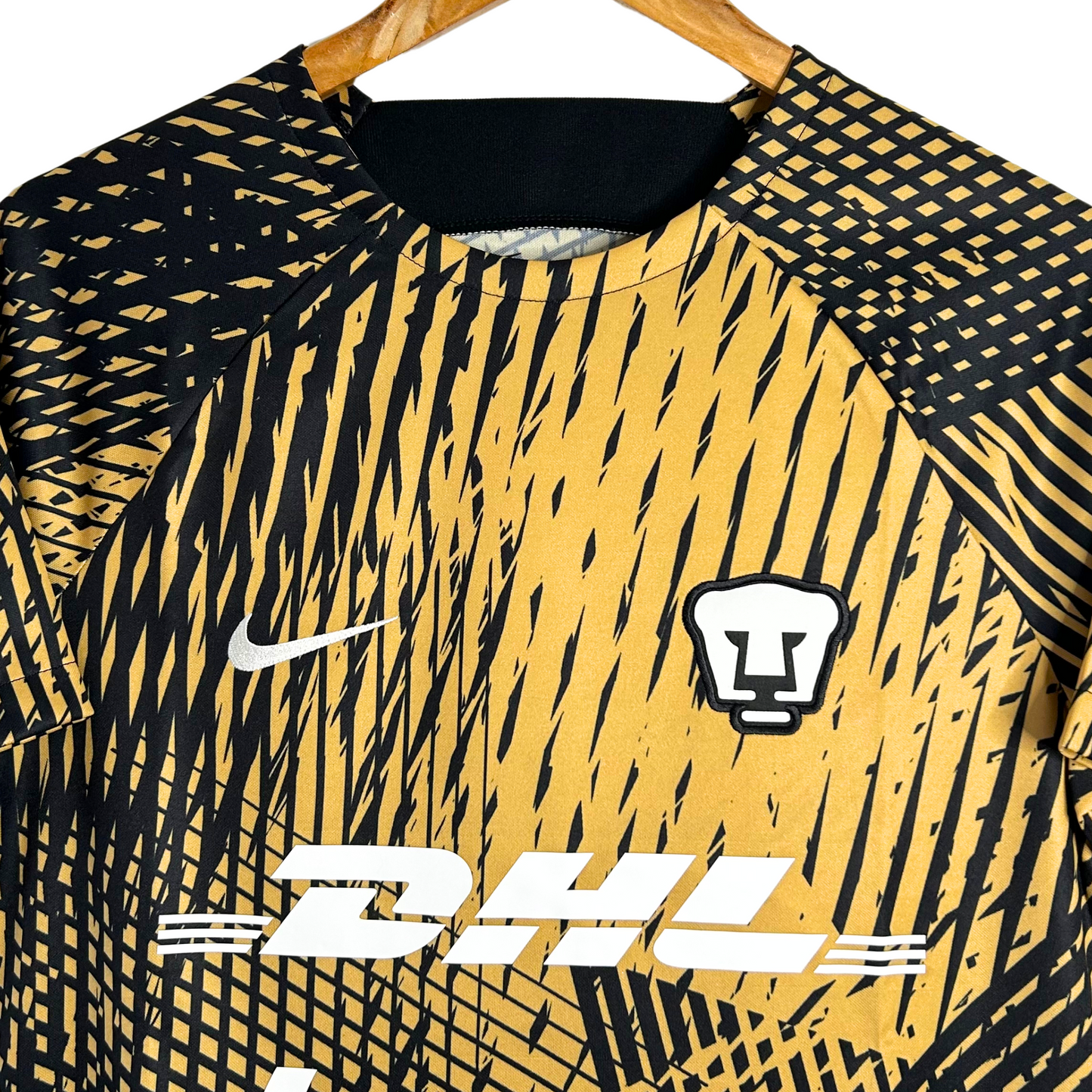 2022-23 Pumas UNAM Training Shirt (BNWT) - S