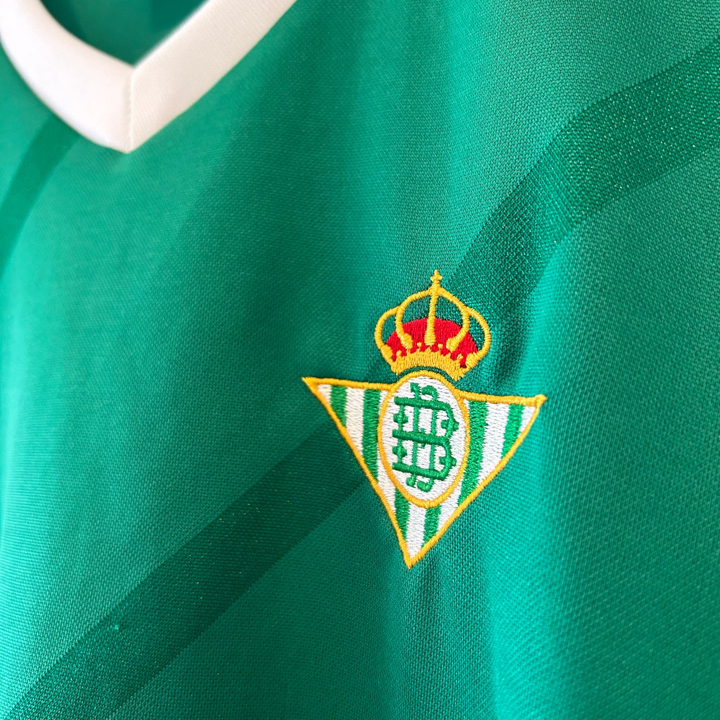 2015-16 Real Betis Training Shirt - Small