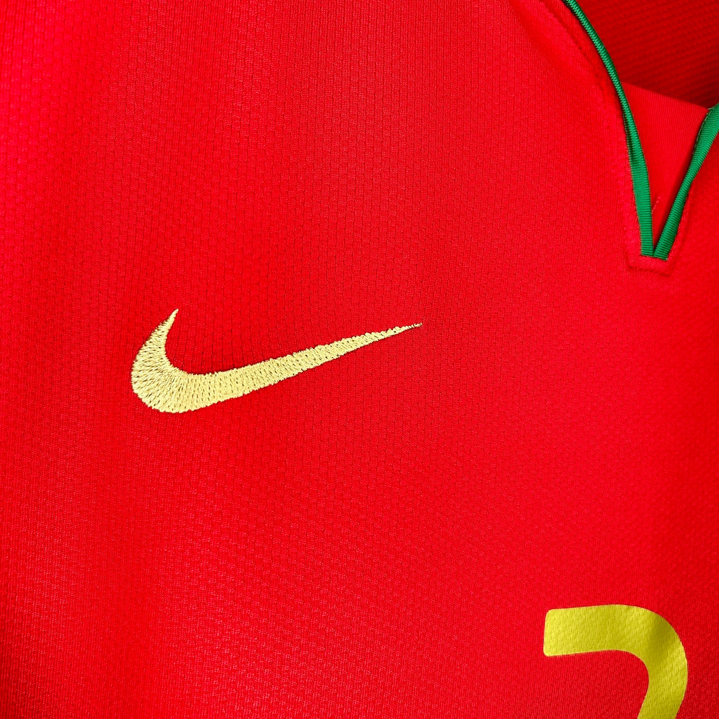 2008 Portugal Home Shirt - Large - Ronaldo 7