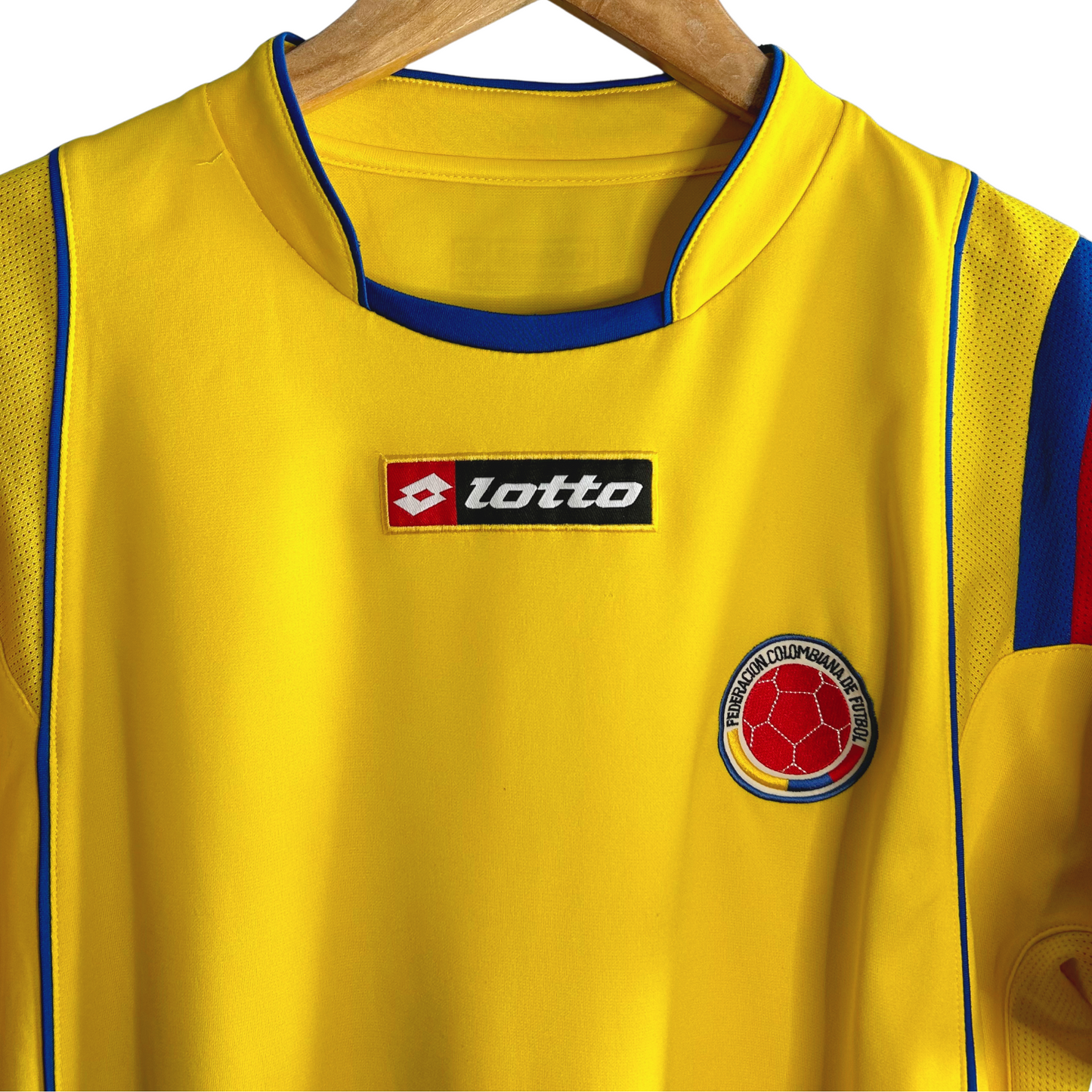 2009 Colombia Home Shirt - M
