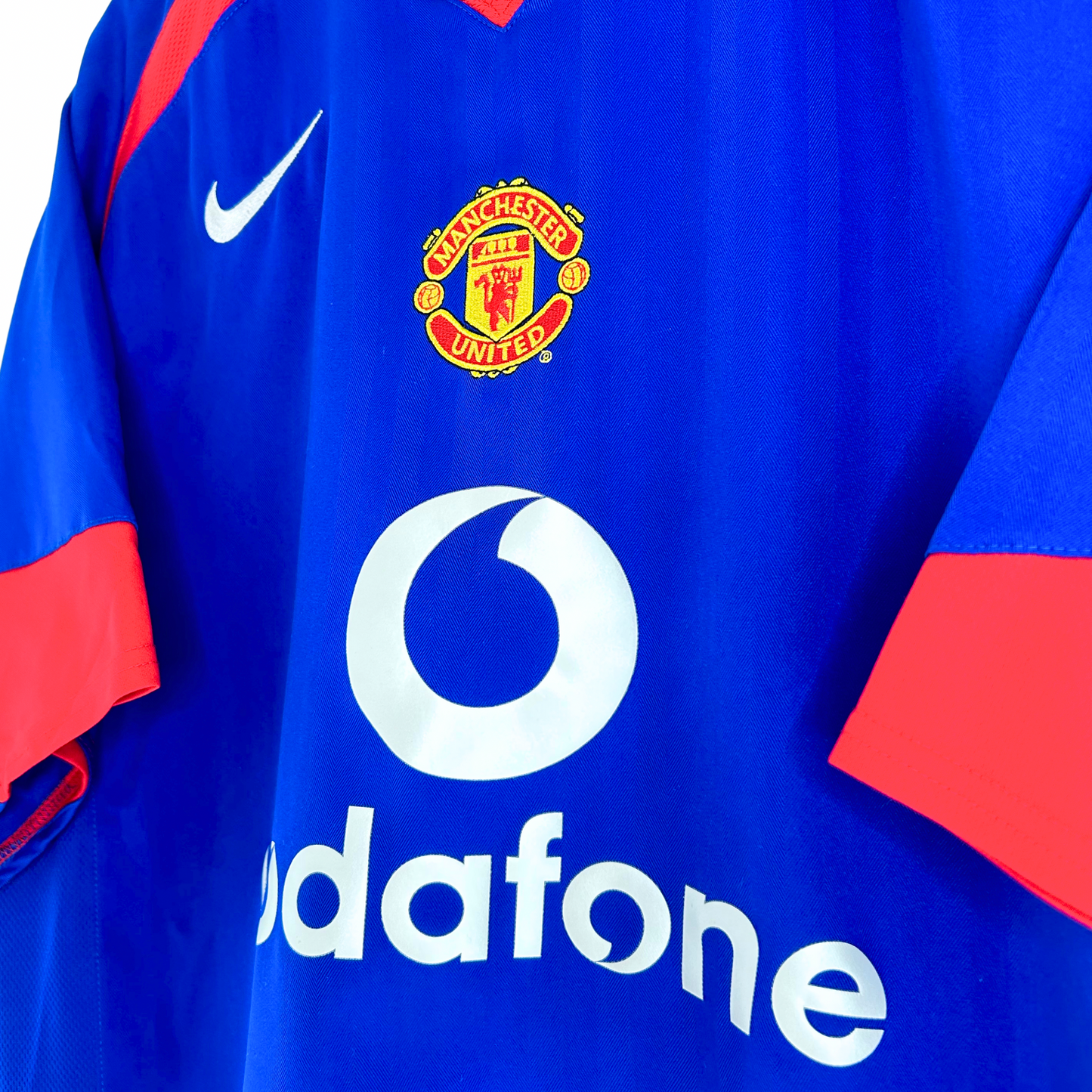 2005-06 Manchester United Away Shirt - L