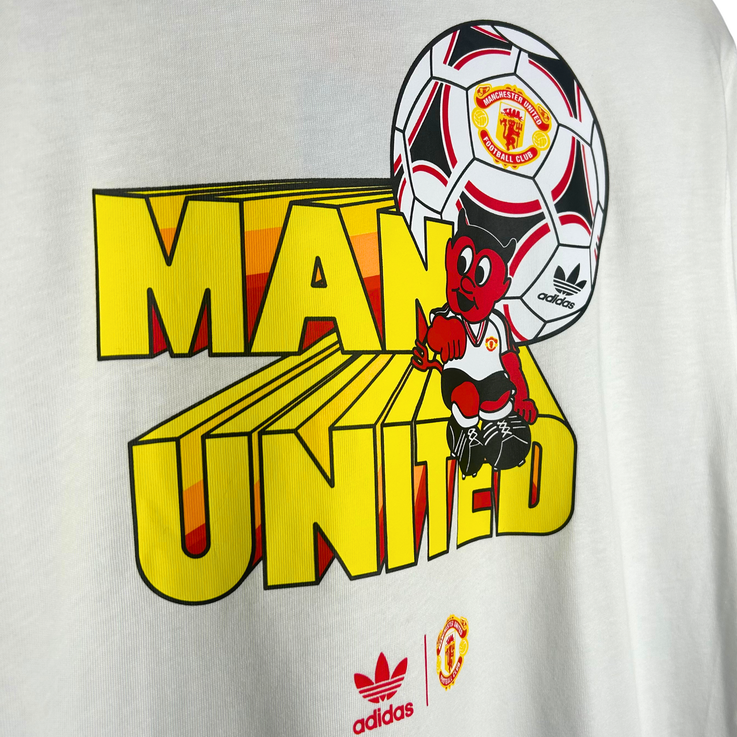 2022-23 Manchester United Graphic Tee (BNWT) - S