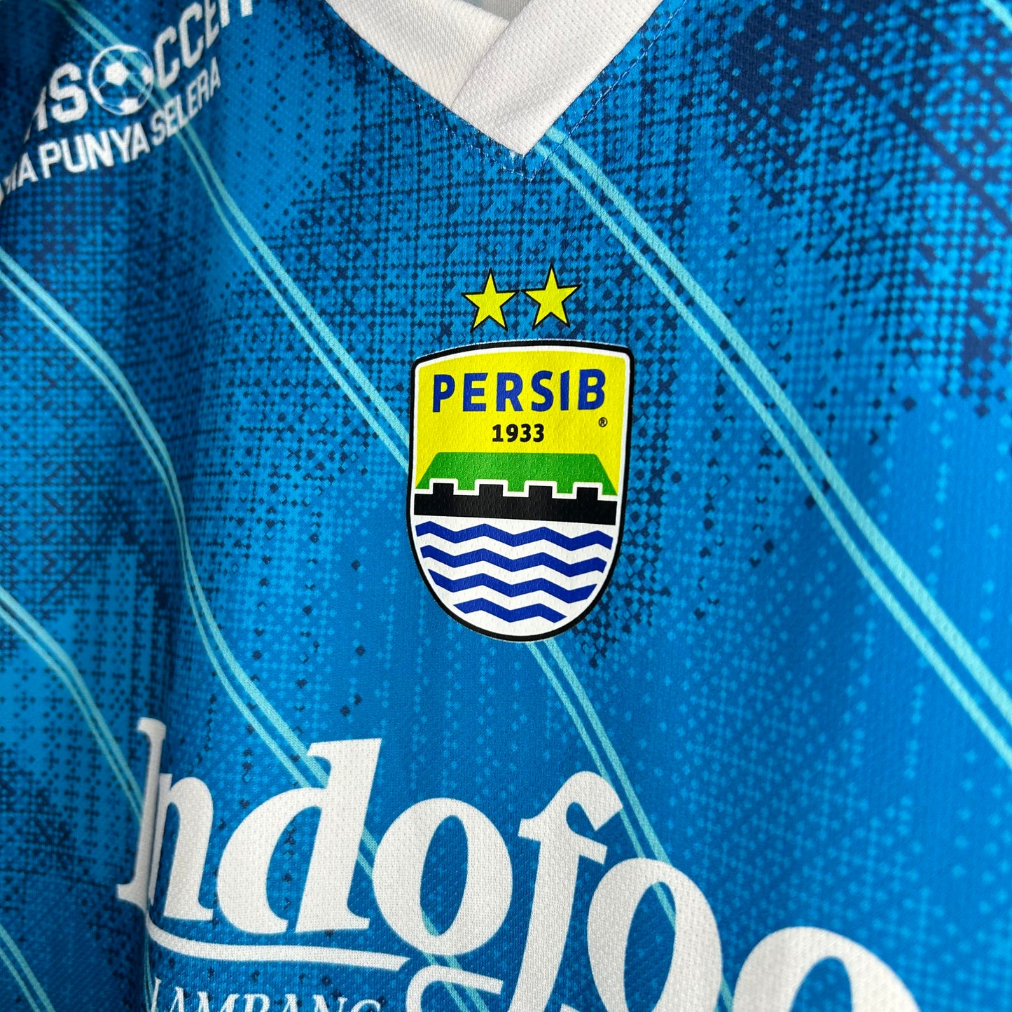 2023-24 Persib Bandung Home Shirt - Medium