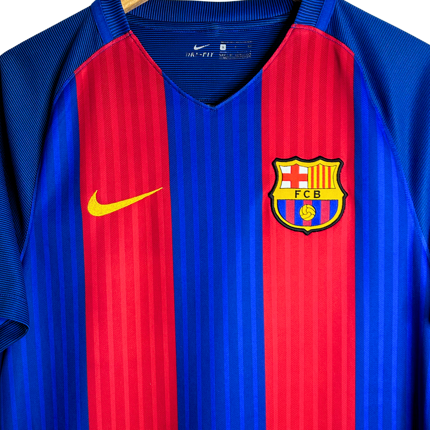 2016-17 Barcelona Home Shirt - S