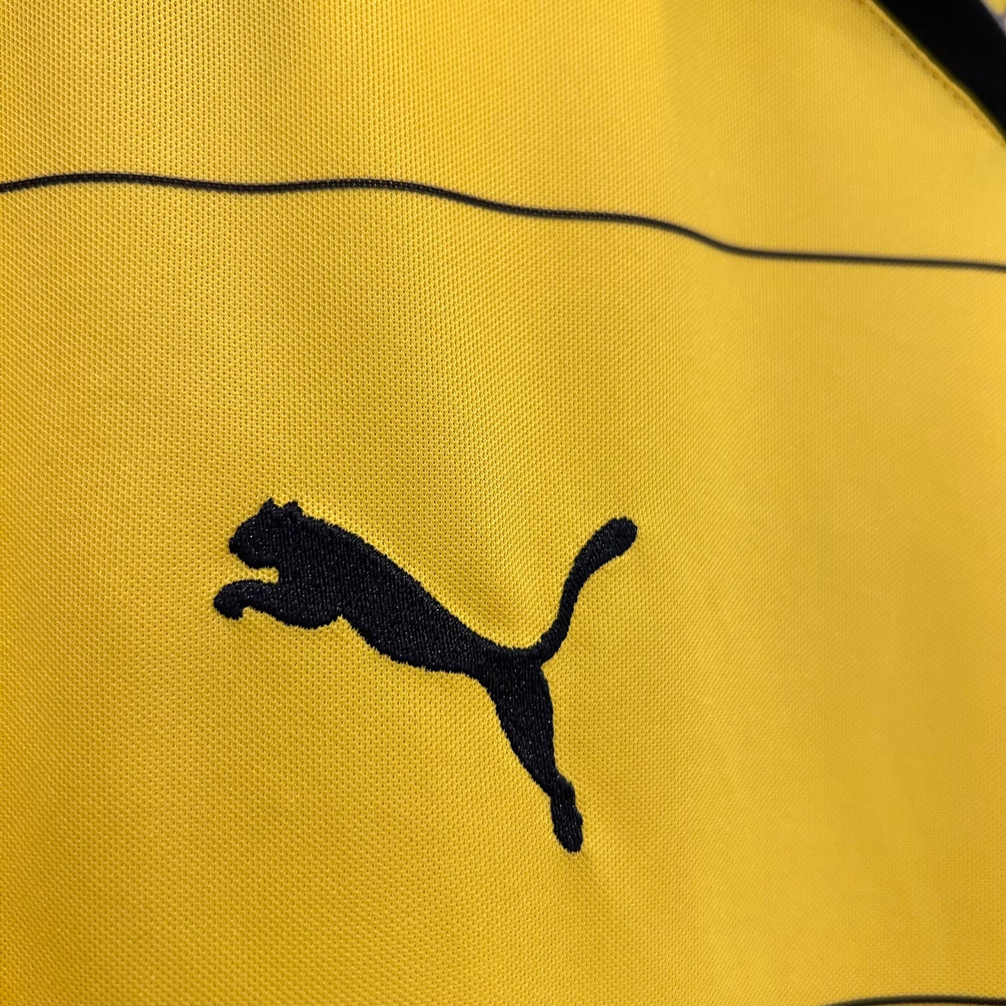 2015-16 Borussia Dortmund Home Shirt - Medium - Mkhitaryan 10