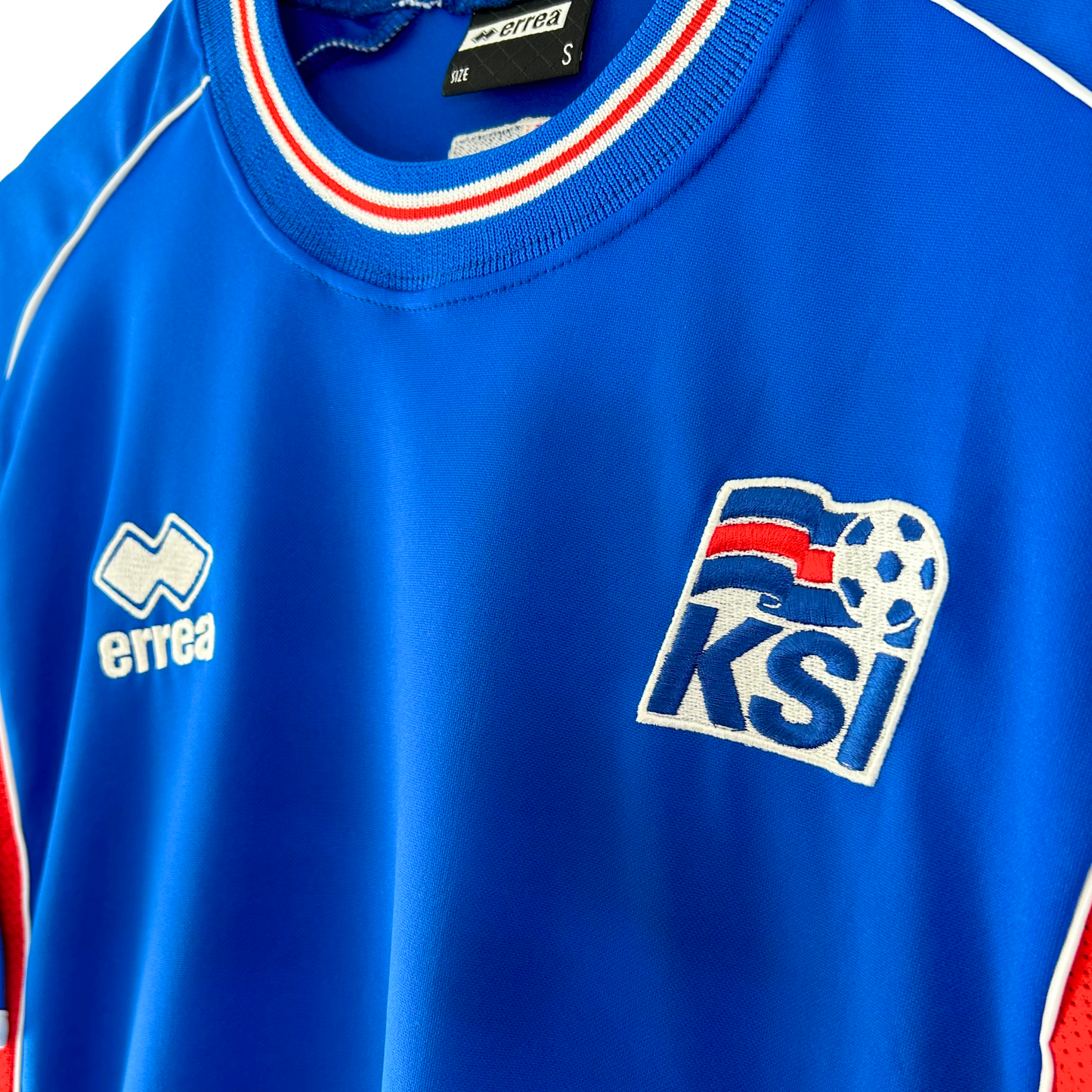 2004 Iceland Home Shirt - S
