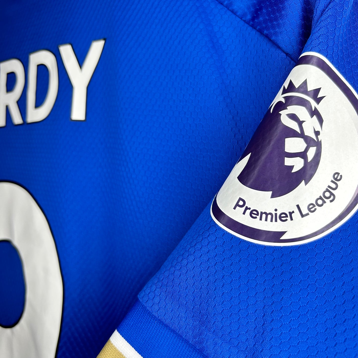 2020-21 Leicester City Home Shirt BNWT - Large - Vardy 9