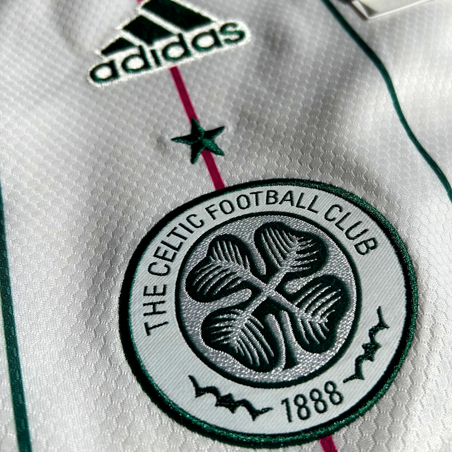 2021-22 Celtic Third Shirt (BNWT) - Medium