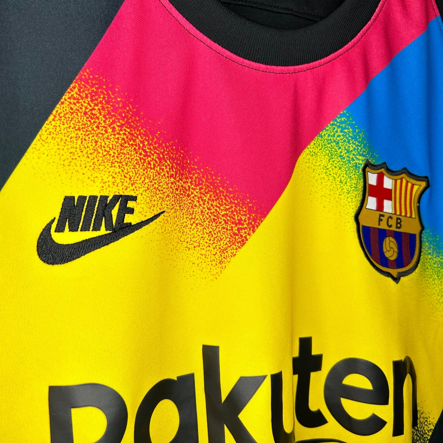 2019-20 Barcelona European GK Shirt - Medium