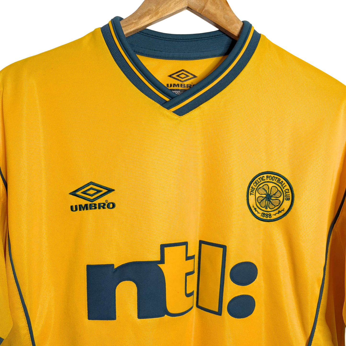 2000-01 Celtic Away Shirt - Youth (Adult S fit)