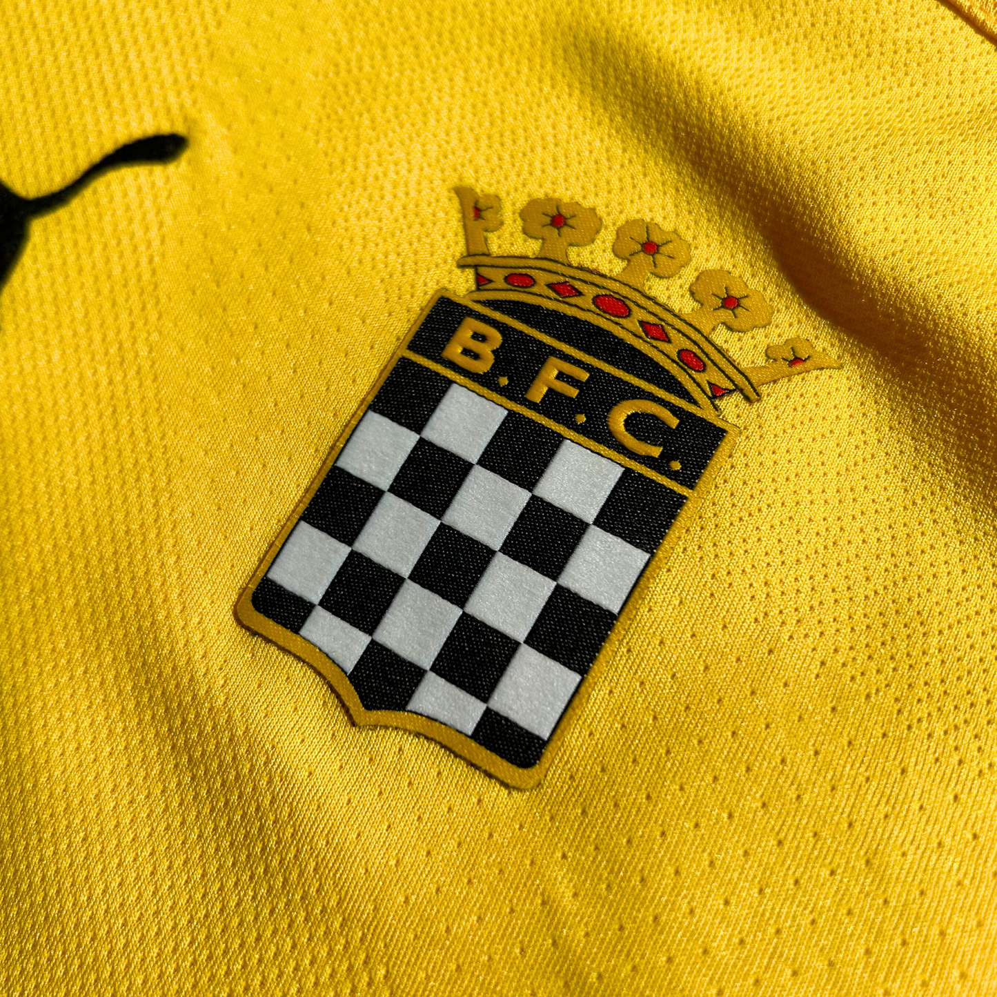 2003-05 Boavista Away Shirt - XL