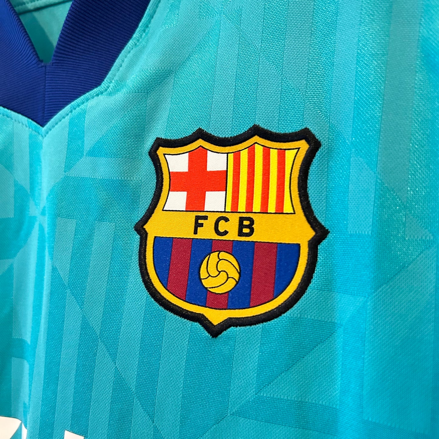 2019-20 Barcelona Third Shirt - Medium