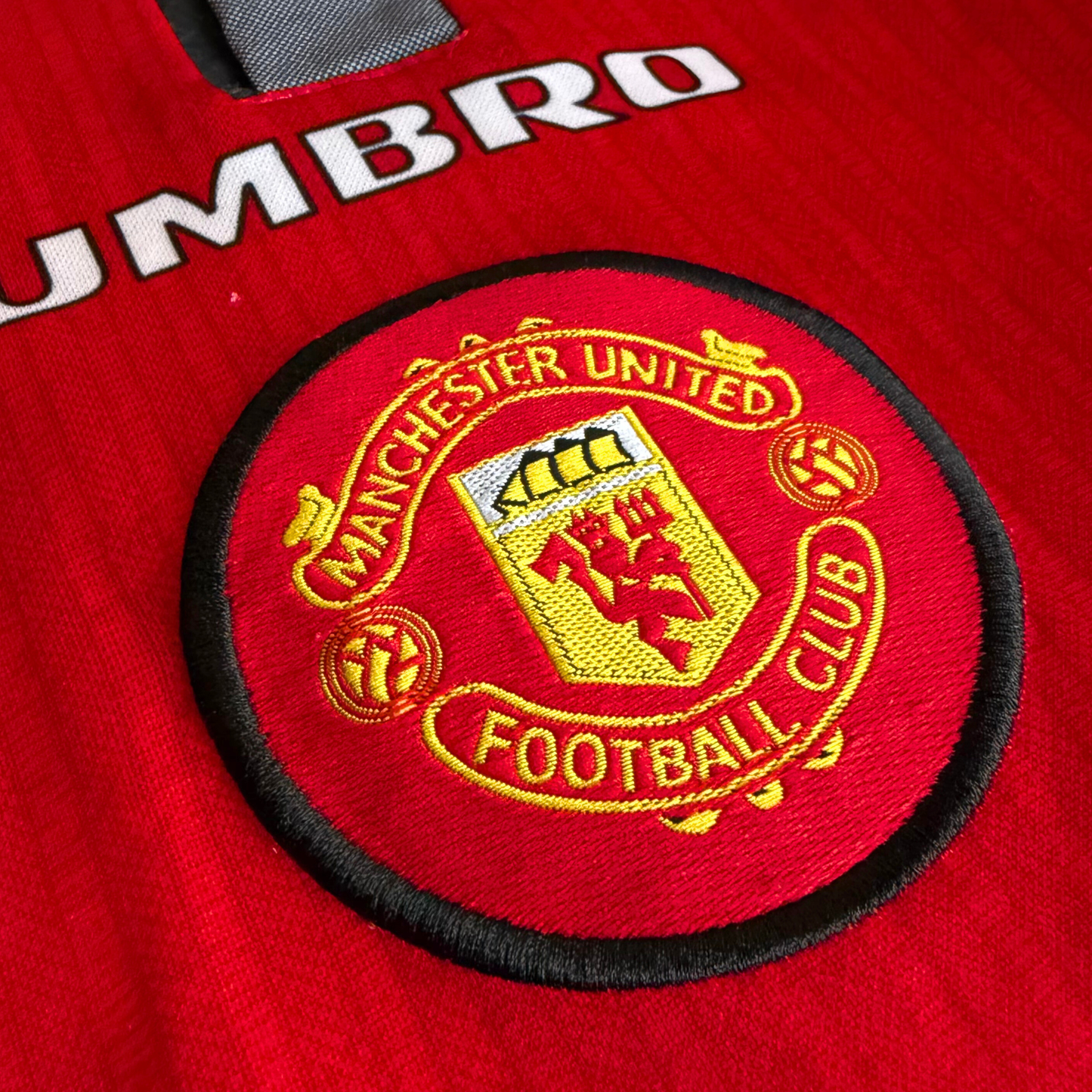 1996-98 Manchester United Home Shirt - XL