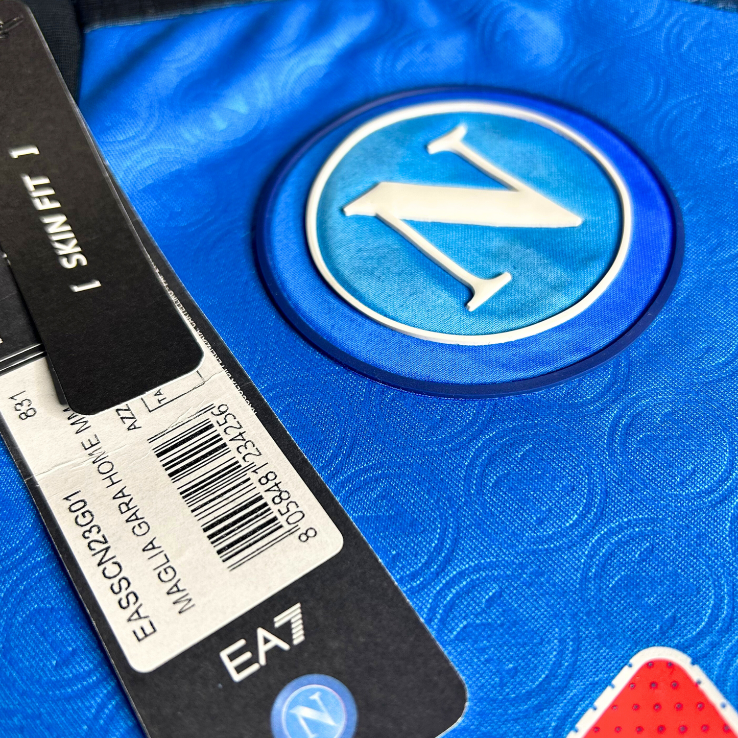 2022-23 Napoli Home Shirt (BNWT) “Kvaratskhelia 77” - M