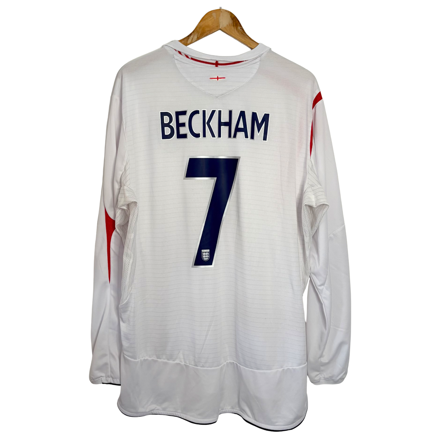 2006 England Home Shirt “Beckham 7” - XXL