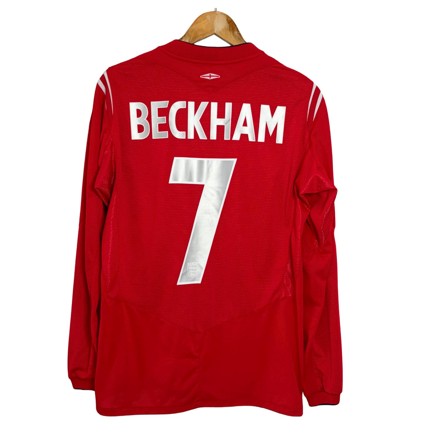 2004 England Away Shirt “Beckham 7” - M