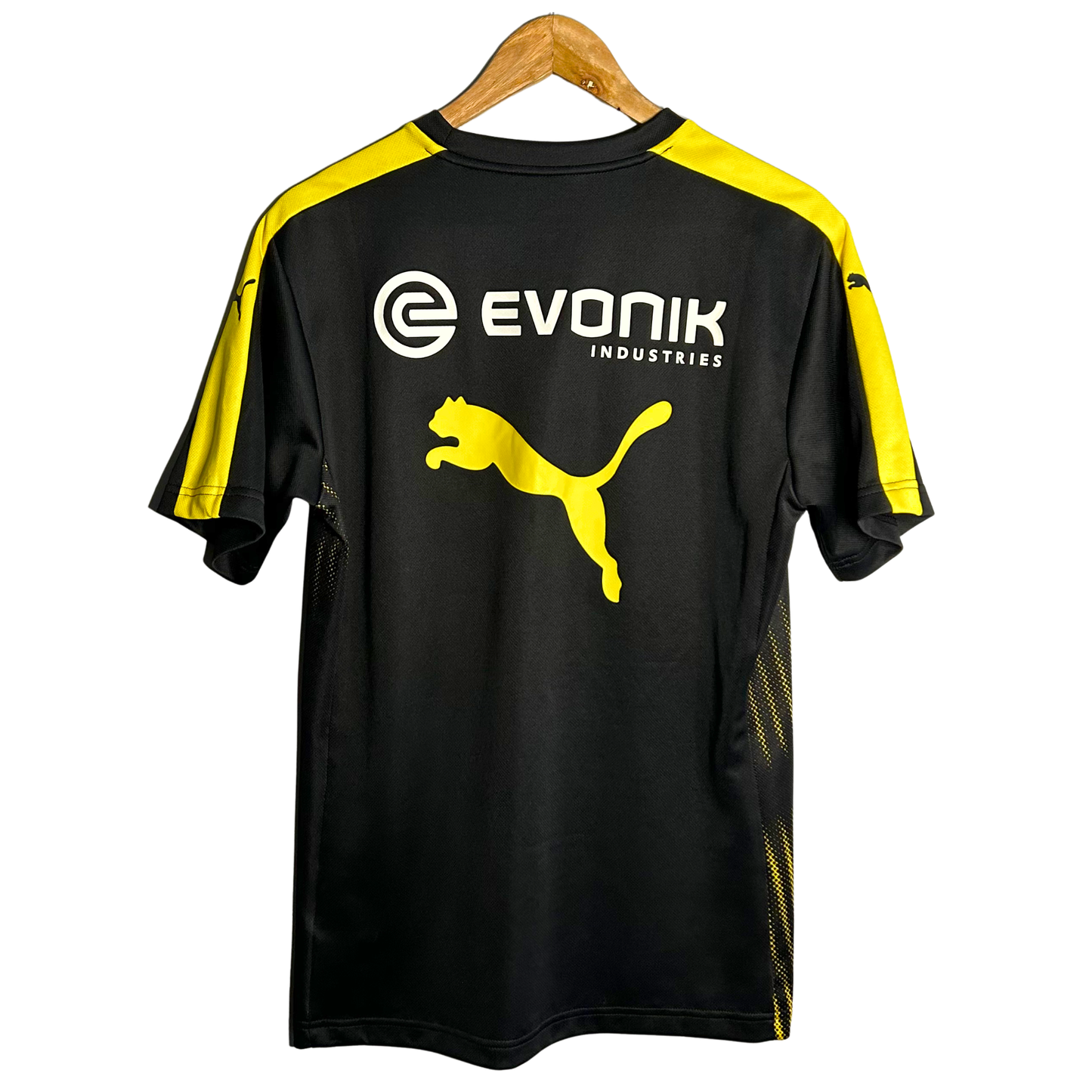 2017-18 Borussia Dortmund Training Shirt - M