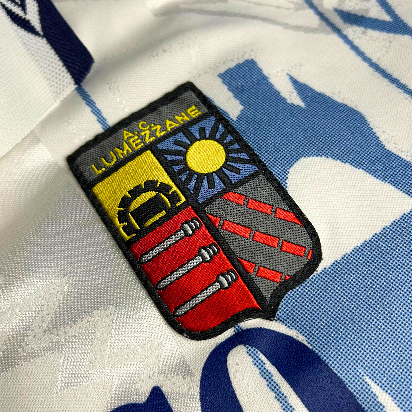 1998-99 AC Lumezzane Third Shirt - L
