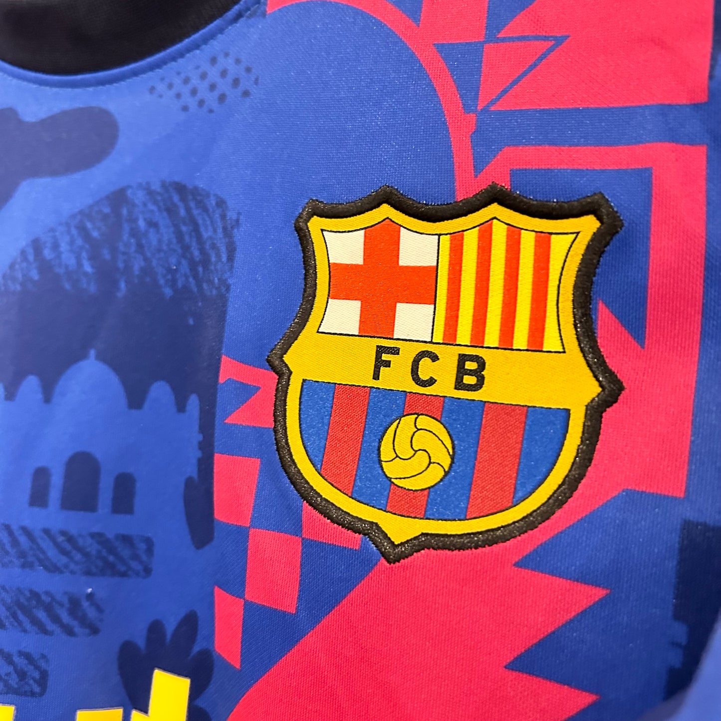 2021-22 Barcelona European Home Shirt - Small